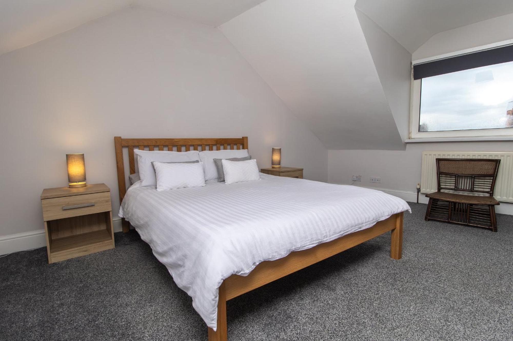 Dwellcome Home Ltd 4 King Bedroom Townhouse, Free Parking, Fast Wifi, Fully Equipped Kitchen, 15 Min Drive To Nissan, 20 Min To Newcastle Sunderland, Ideal For Long Term Contractor Etc Stays, Regular Housekeeping Option - See Our Site For Assurance South Shields Bagian luar foto